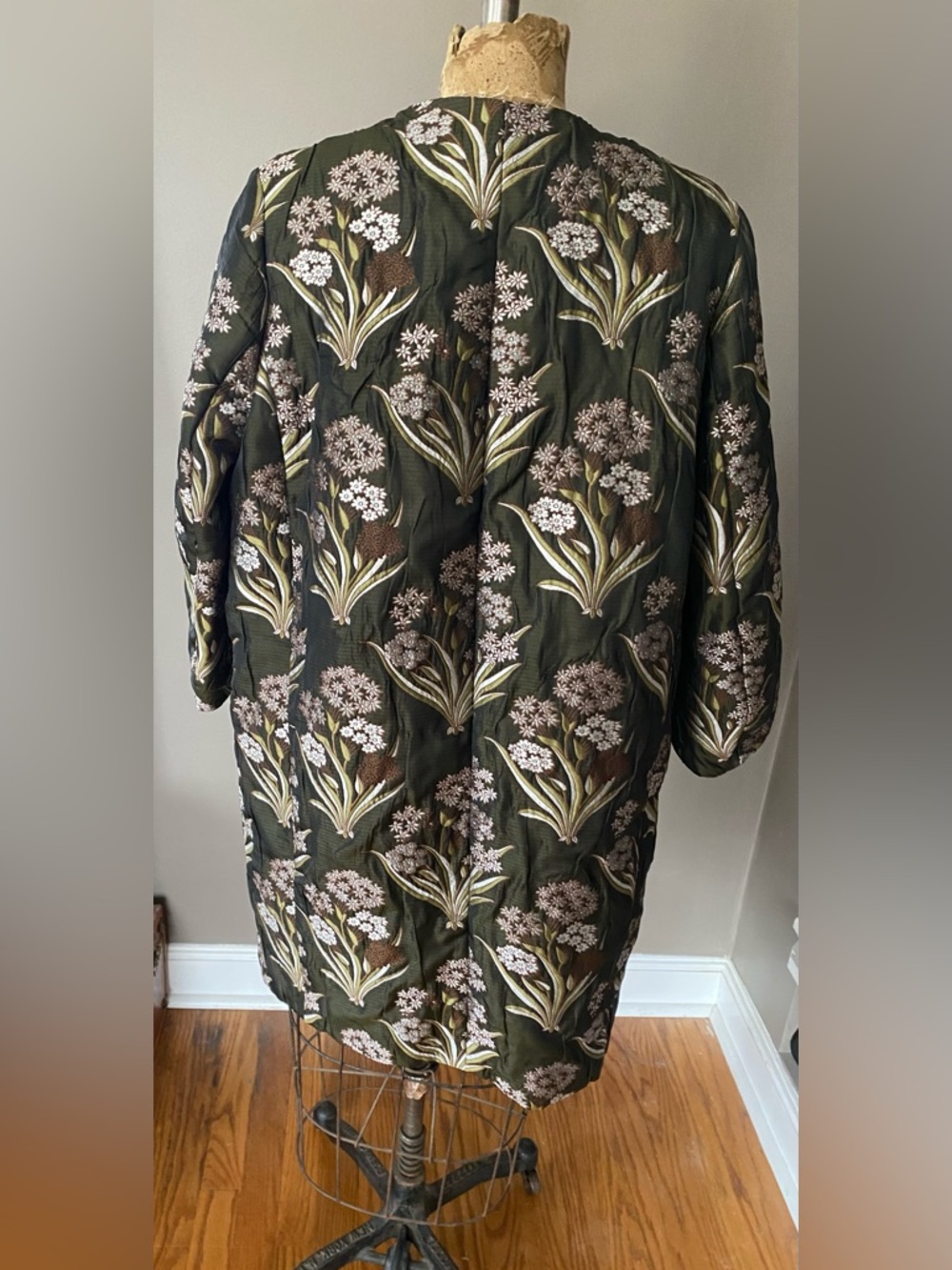 H&M Embroidered Floral Jacquard Kimono Jacket Green Artwear Open Front Size 6 - Picture 4 of 10
